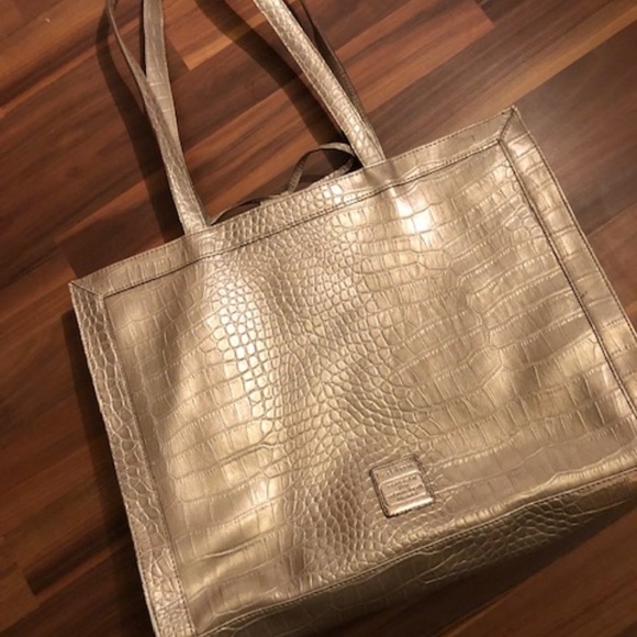 tan handbags